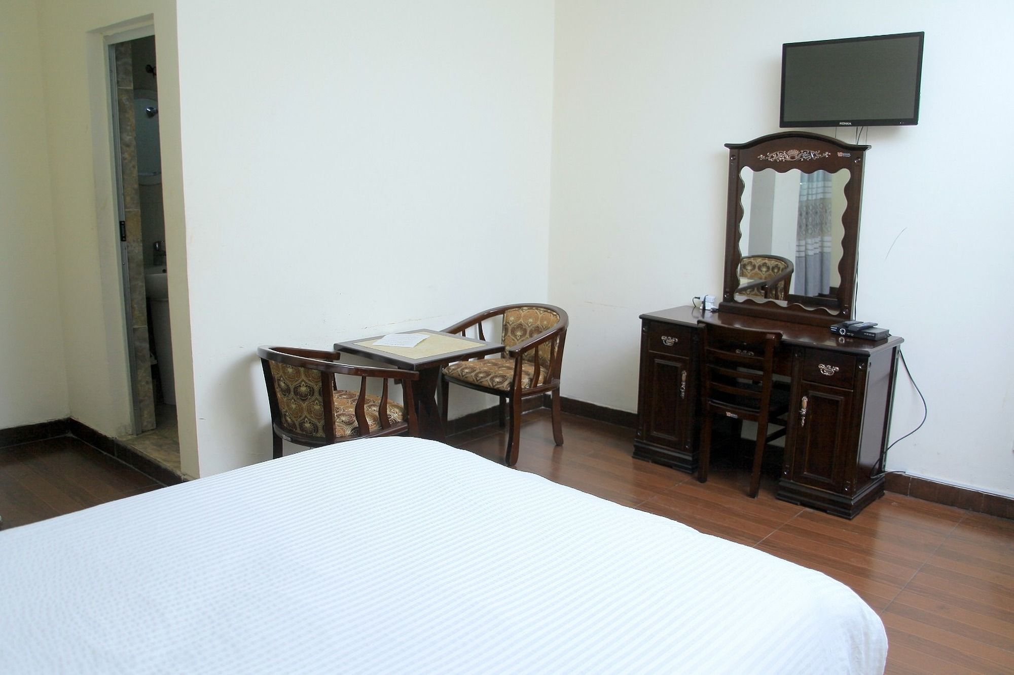 Bnow Hotel Addis Ababa Bagian luar foto